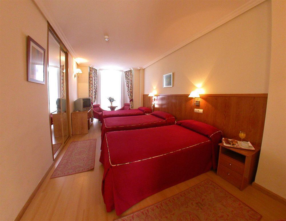 Hotel Ah Liceo - Arturo Soria Centro 4*