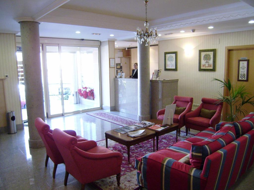 Ah Liceo - Arturo Soria Centro Hotel