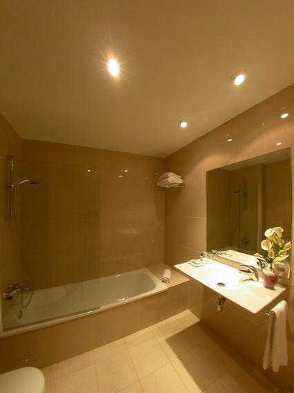 Ah Liceo - Arturo Soria Centro Hotel 4*